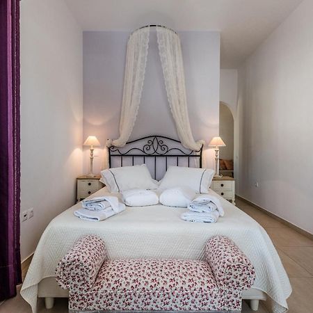 Astypálaia Niriides Luxury Studios מראה חיצוני תמונה