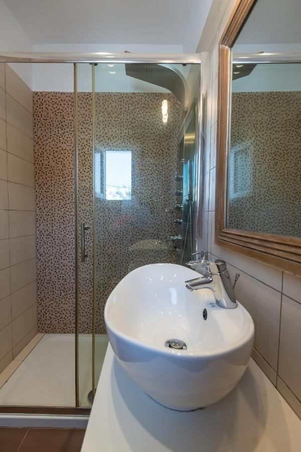 Astypálaia Niriides Luxury Studios מראה חיצוני תמונה