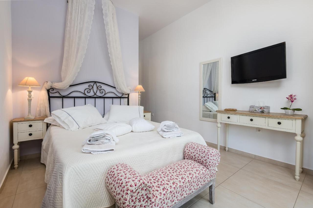 Astypálaia Niriides Luxury Studios מראה חיצוני תמונה