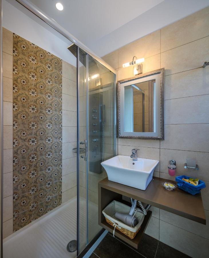Astypálaia Niriides Luxury Studios מראה חיצוני תמונה